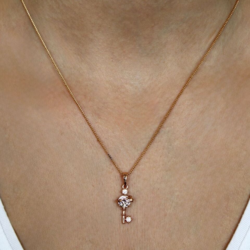 Xuping Zirkon Taşlı Anahtar Figür Kadın Kolye