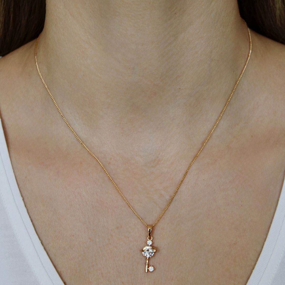 Xuping Zirkon Taşlı Anahtar Figür Kadın Kolye